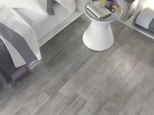 Gres porcellanato effetto legno